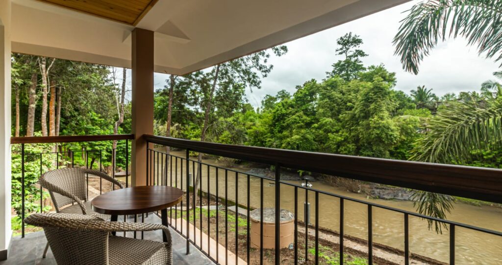 balcony